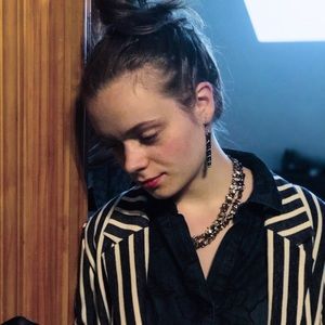 Meet your Posher, Emeline